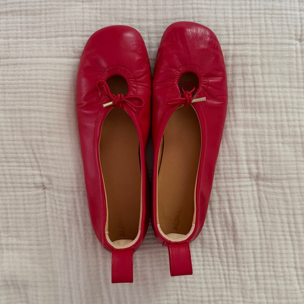Alohas Rosalind Red Leather Ballet Flats, 39